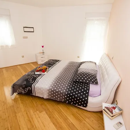 Charming Apartman Pio Split